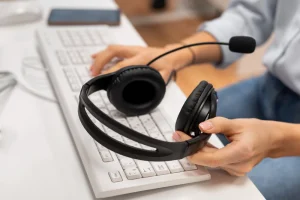تعیین اطلاعات تماس (تلفن + وب سایت)